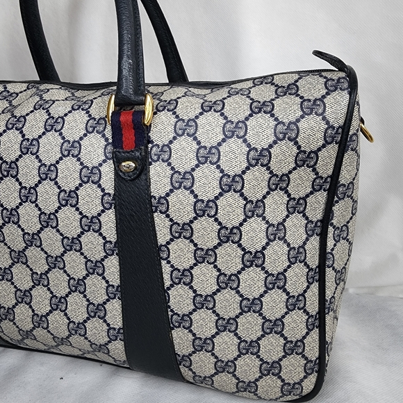 GUCCI GG Supreme Vintage Boston Bag - Picture 3 of 15